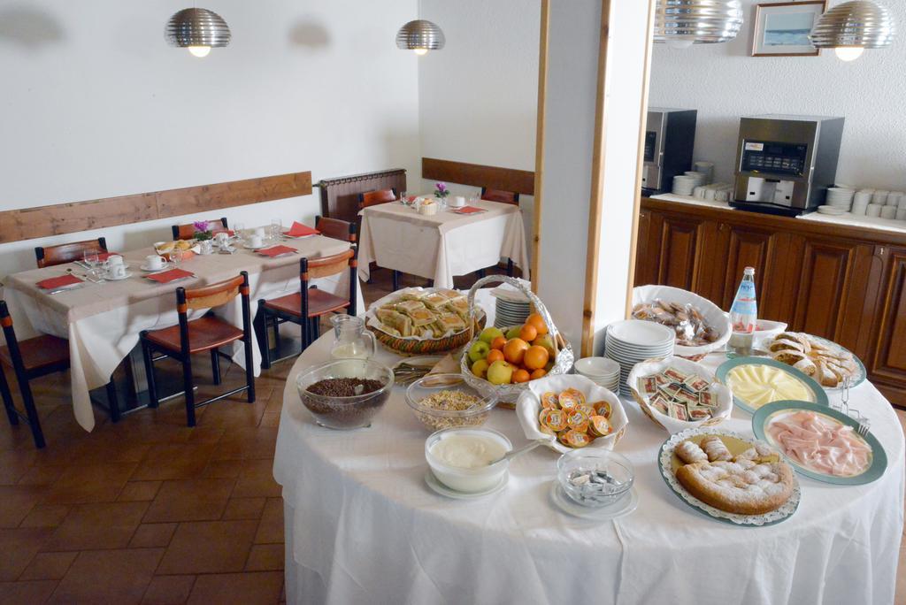 Savoia Hotel Passo del Tonale Bagian luar foto